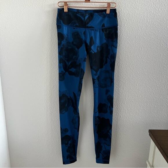 lululemon athletica Pants - Lululemon Black and Blue Dark Floral Active Legging Tights 4